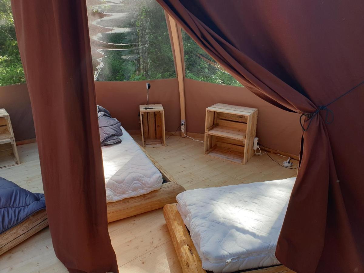 Camping De Graniers Monoblet Екстериор снимка